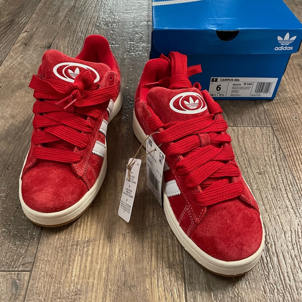 Campus 00s Adidas size 6 red